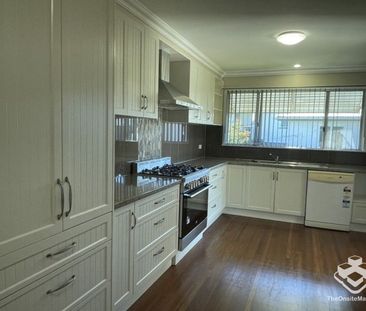 2 Bedroom 1 Bathroom Walking Distance to Hospital - Photo 2