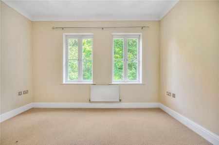 4 bedroom terraced house to rent - Photo 4