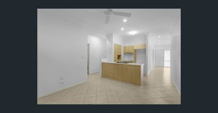 LOW MAINTENANCE DUPLEX IN HEART OF VARSITY LAKES! - Photo 4