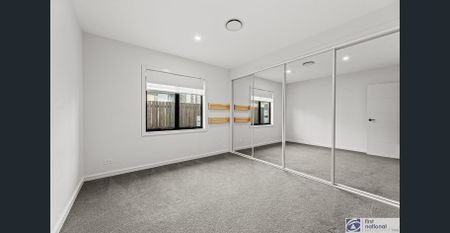 STUNNING HOME WITH BREATHTAKING VIEWS! - Photo 4