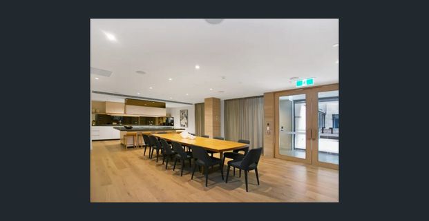 Modern 2 bedroom apartment with amazing amenities!! - Photo 1