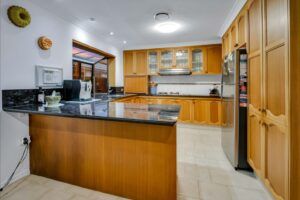 14 Sailaway Street MERMAID WATERS, QLD, 4218 - Photo 5