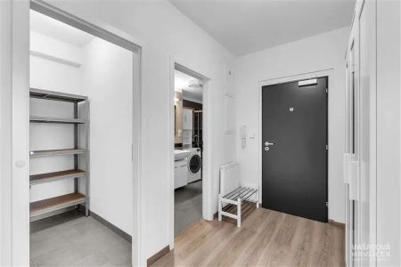 Pronájem bytu 2+kk, s vyhrazeným parkovacím stáním - Photo 4