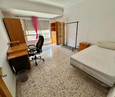 Piso de alquiler en Calle Carlos III, Casco Antiguo - Photo 6