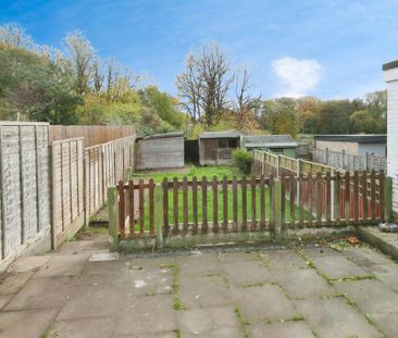 2 bedroom terraced house to rent - Photo 5