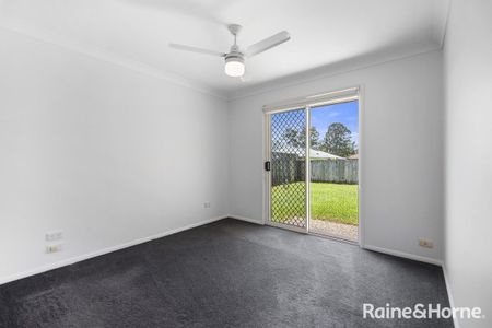 Beautiful Four Bedroom Family Home in River Meadows Estate - Photo 2