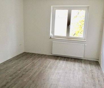 Gemütliche 2-Zimmer-Wohnung mit Tageslichtbad und Balkon - Foto 1