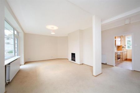 3 bedroom flat to rent - Photo 5