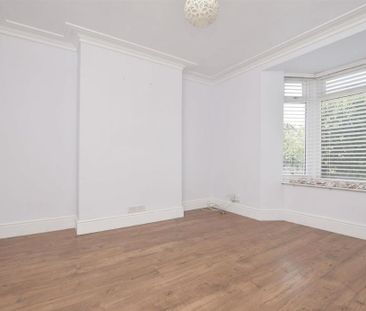 4 bedroom terraced house to rent - Photo 2