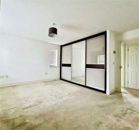 Collins Drive, Earley, Reading, RG6 - Photo 3