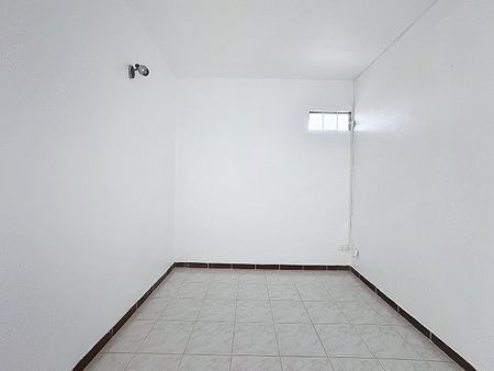 Apartment - Photo 4