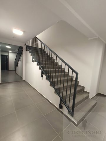 2-pokojowe mieszkanie z ogródkiem, Małe Błonia. - Zdjęcie 4