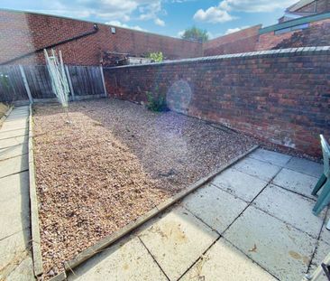 3 bedroom house share to rent - Photo 3