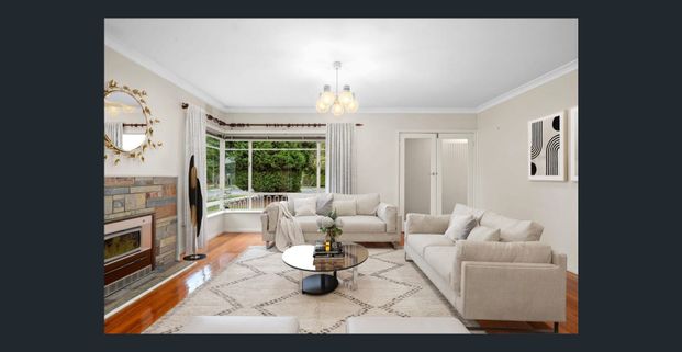 Corner Block - Bright and Spacious Home - Photo 1