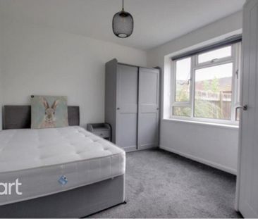 1 bedroom in a house share to rent - Photo 1