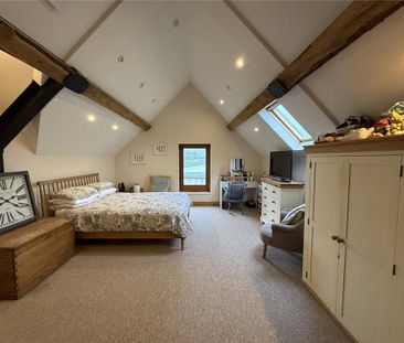 3 bedroom barn conversion to rent - Photo 2