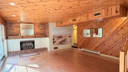 For Lease - 117 Watson Avenue, Oakville, Ontario - Photo 3