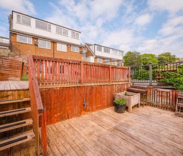 4 bedroom semi-detached house to rent - Photo 3