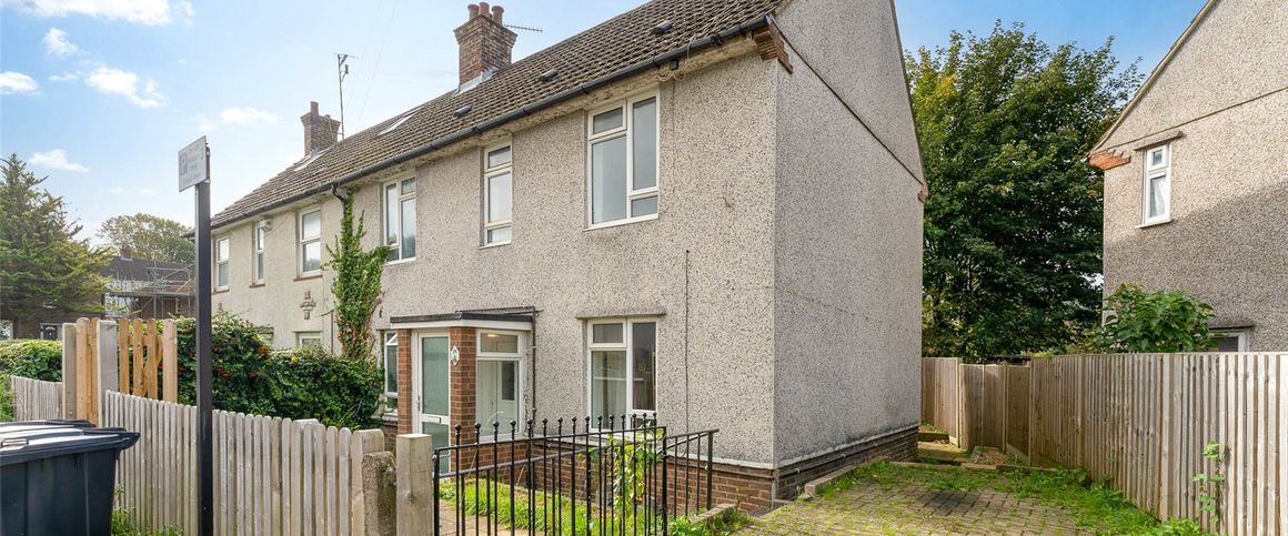 4 bedroom semi-detached house to rent - Photo 1