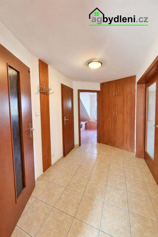 Pronájem bytu 5+1 a více 79 m² - Photo 2