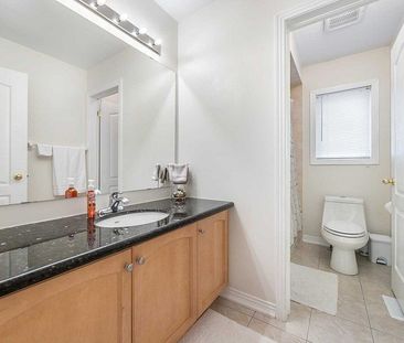 For Lease - 104 William Booth Avenue, Newmarket, Ontario - Photo 4