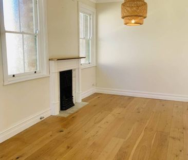 Newley renovated 3 Bedroom House in Hermitage Flat - Photo 6