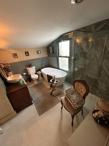 3 Bed Detached House, London, E17 - Photo 5