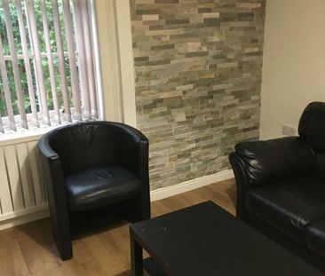 2 bed Apartment for Rent - Photo 2