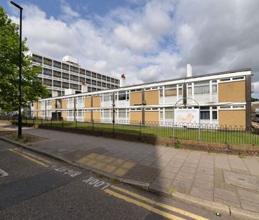 1 Bed Flat, Stockwell, SW9 - Photo 6