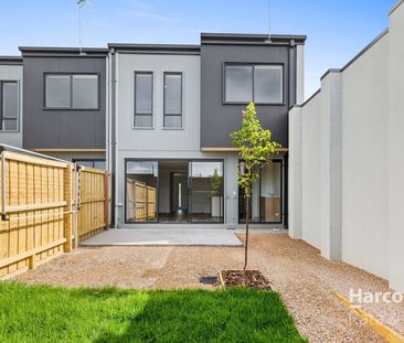 Spacious 4-Bedroom Home - Photo 2