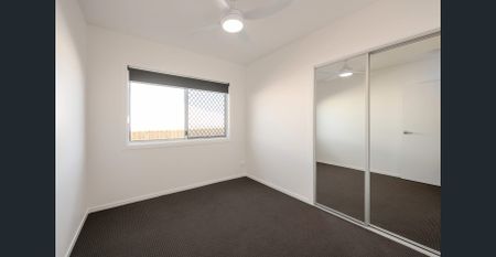 3 Bedroom home - Photo 2