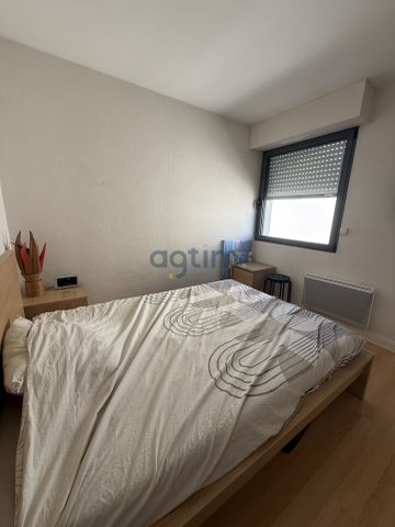 Location Appartement 2 pièces 46m² MONTAIGU VENDEE 85600 - Photo 4
