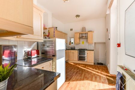 Room in a Shared House, Osmond Gardens, BN3 - Photo 4