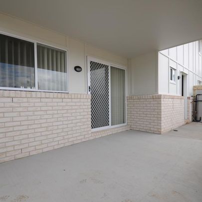 MODERN LIVING IN THE HEART OF MARSDEN - Photo 1