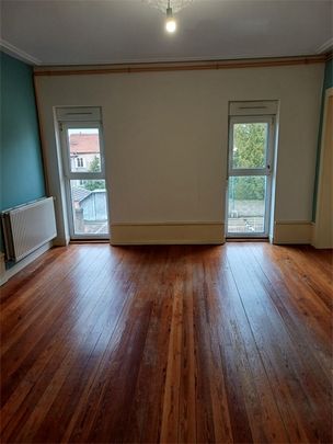 Location Appartement 5 pièces 112m² - Photo 1