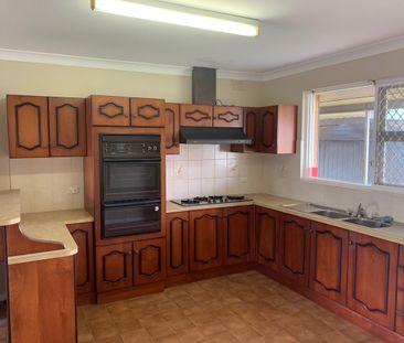 3 Bedroom home with space for the family to play - Photo 2