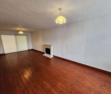 Worlds End Lane, Quinton, Birmingham, B32 - Photo 3