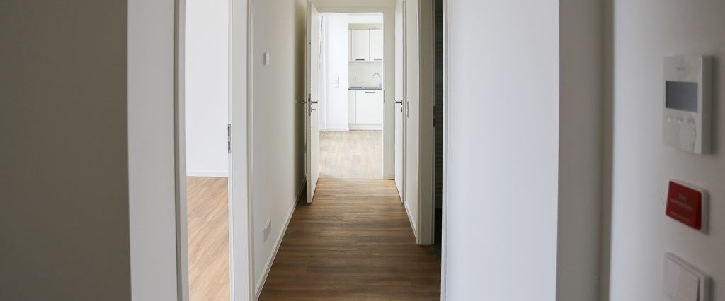 Leben über den Dächern - 2-Zimmer-Dachgeschosswohnung mit großzügiger Terrasse - Photo 1