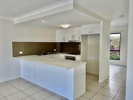 Two-Bedroom Townhouse in Maroochydore! - Photo 4