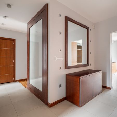 Przestronne | 3 Sypialnie | Garaż - Zdjęcie 3