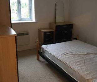 1 bedroom property to rent in Bolton - Photo 2