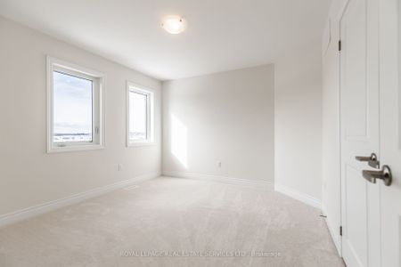 For Lease - 3289 Sixth Line Unit# Unit 2, Oakville, Ontario - Photo 4