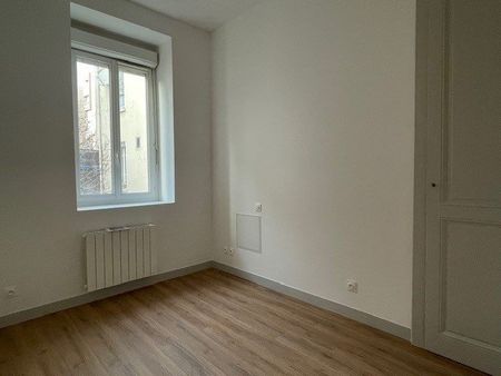 APPARTEMENT T3 A LOUER - Photo 4