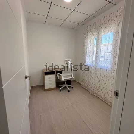 Alquiler de casa o chalet independiente en Centro - Photo 1