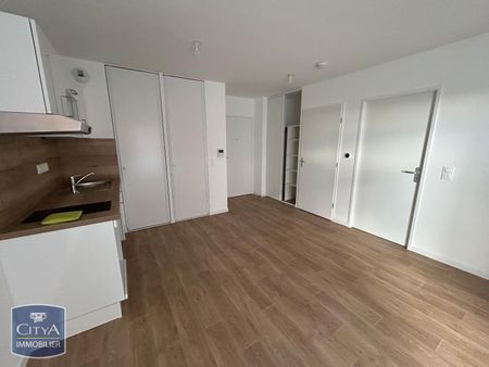 Location Appartement 2 pièces 39m² TRELAZE 49800 - Photo 3