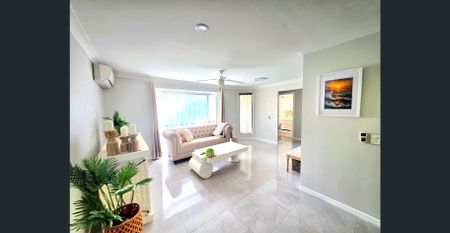 Stunning renovated property in quiet cul-de-sac - Photo 3