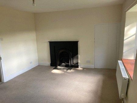 4 bedroom detached house to rent - Photo 4