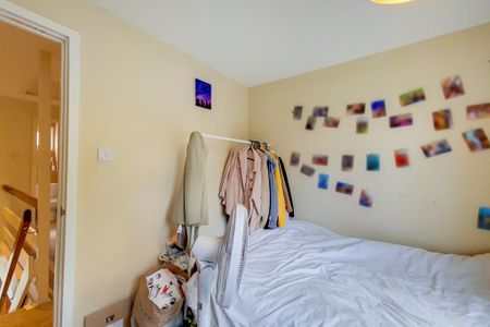 3 bedroom terraced house to rent - Photo 5