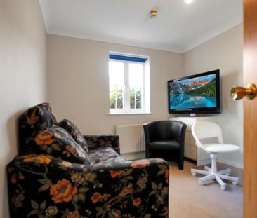 4 bedroom terraced house to rent - Photo 6