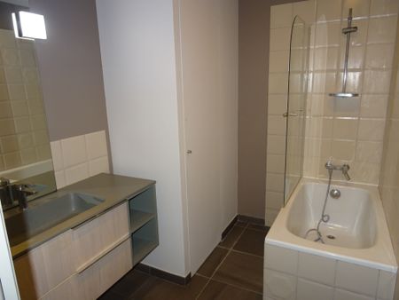 Location Appartement 3 pièces 56m² MONTPELLIER 34000 - Photo 2